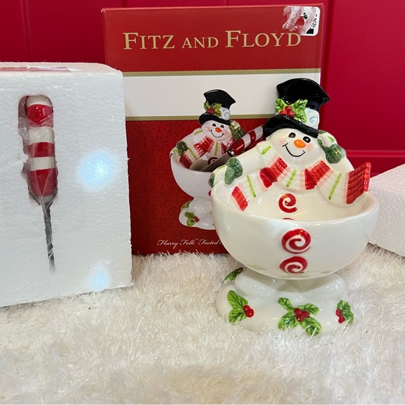 Fitz and Floyd Flurry Folk Snowman
Footed Bowl & Candy Cane Spreader Set-NIB - Picture 2 of 9